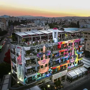 3* מלון Rise Urban Art Hotel